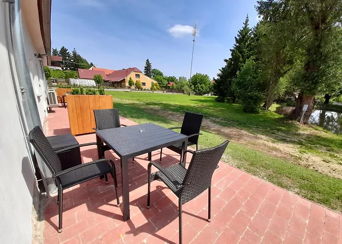 Tvrz Apartahotel Skocice
